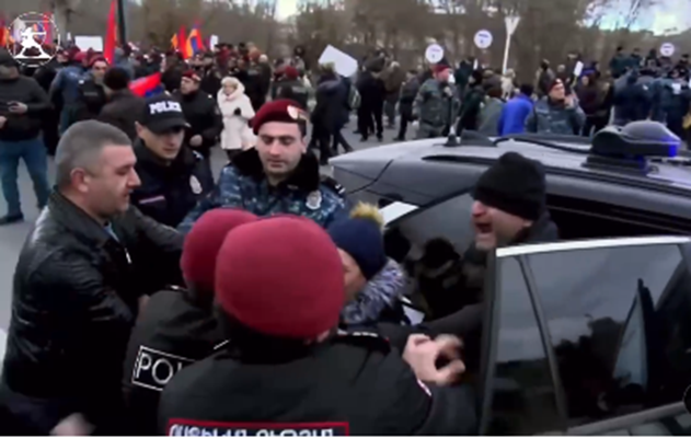 Ermənistanda Rusiya əleyhinə aksiya –
