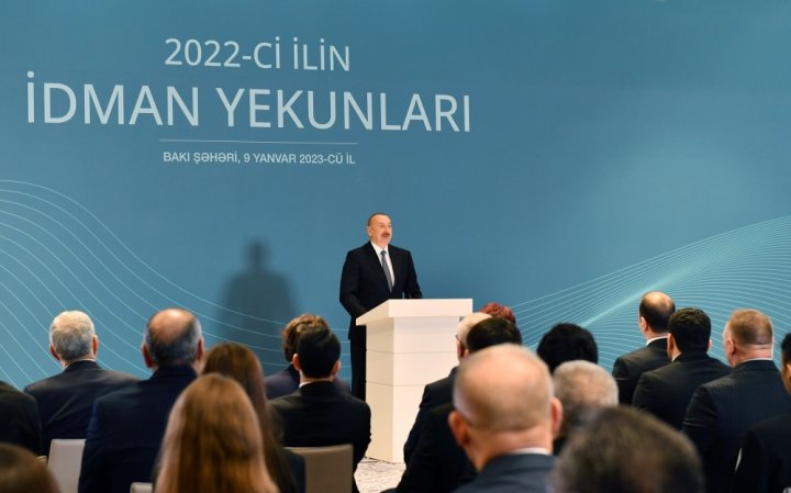 İlham Əliyev ötən ilin idman yekunlarına həsr olunmuş mərasimdə iştirak edib