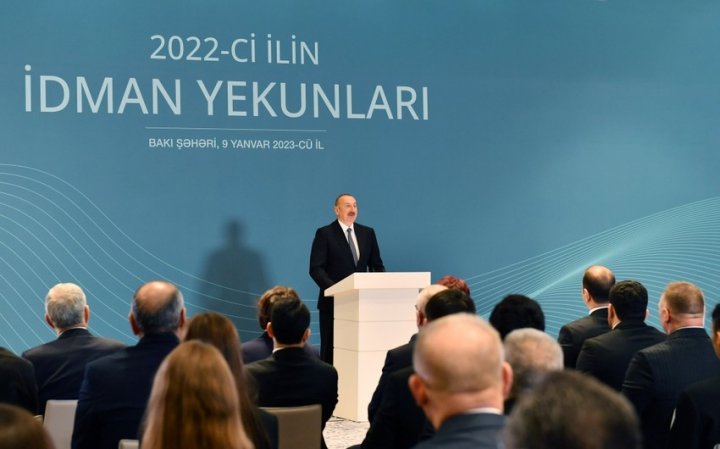 Prezident bir qrup idmançı və idman mütəxəssisinə mənzil verib