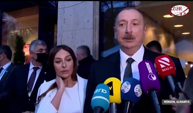 İlham Əliyev Münxendə Azərbaycan televiziya kanallarına müsahibə verdi -