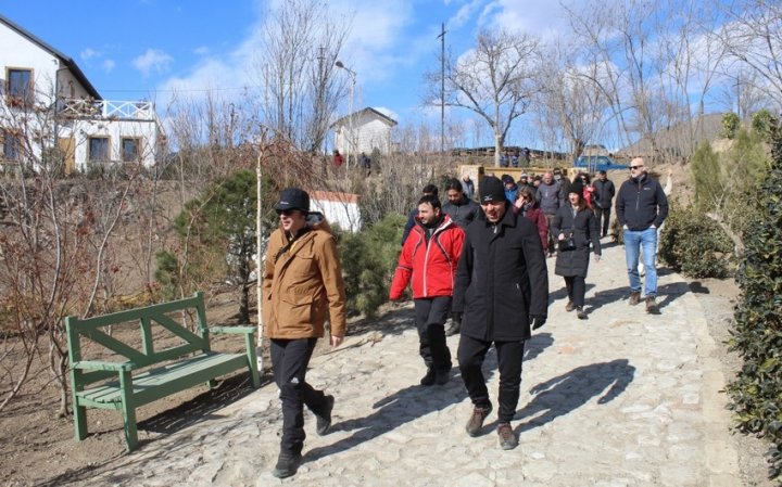 Beynəlxalq səyyahlar Laçında tikinti-quruculuq işləri ilə tanış olublar