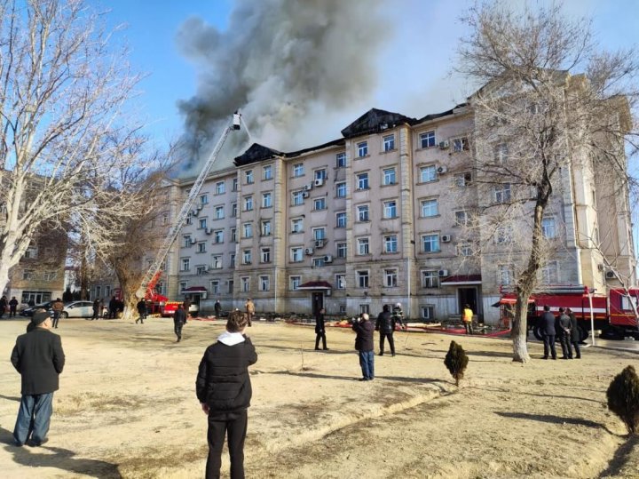 Naxçıvanda yaşayış binasında baş verən yanğın söndürülüb