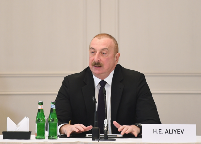 İlham Əliyev: Bizim başağrısına və çirkli pullara ehtiyacımız yoxdur