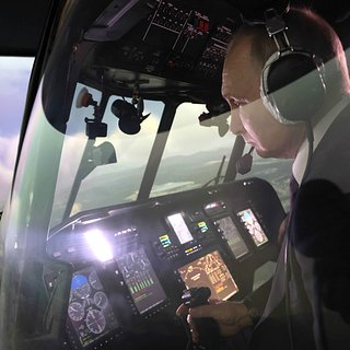Putin işğal altındakı Mariupola getdi –