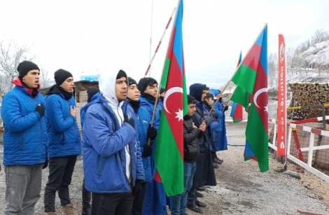 Laçın-Xankəndi yolunda ekoaksiya davam edir: