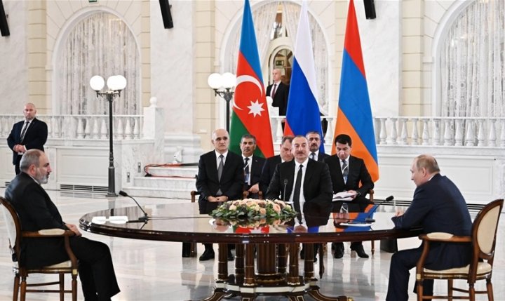 Bütün nəzərlər yenidən Moskvaya dikilib –