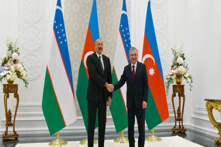 Şavkat Mirziyoyev  İlham Əliyevi təbrik edib