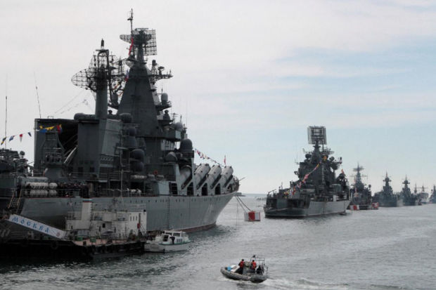 Rusiya donanması Şimal dənizində fəallaşıb: