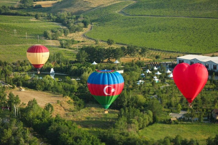 Azərbaycanda ilk Hava Şarları Festivalı keçirildi