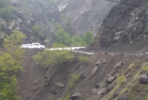 İsmayıllı-Lahıc yolu da bağlandı