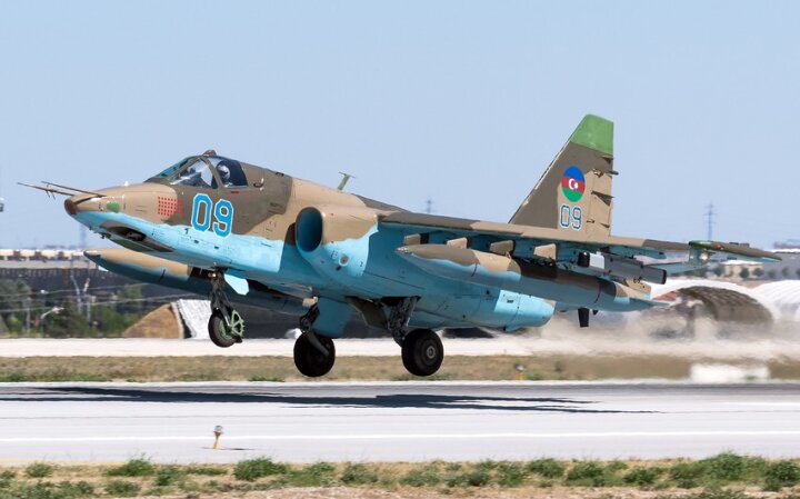 Türkiyə Azərbaycanın "Su-25" qırıcılarını ağıllı bomba və raketlərlə təchiz edəcək -