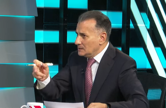 “...Prezidentə deyirsiniz ki, “xalq Sizi sevir”, bunu necə müəyyənləşdirirsiniz?” -