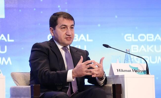 Hikmət Hacıyev “yollar nə qədər çox olsa, bir o qədər yaxşıdır” deyərkən nələri nəzərdə tutur?