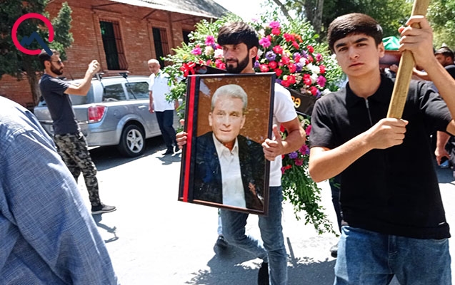 Surət Hüseynov Gəncədə dəfn olundu