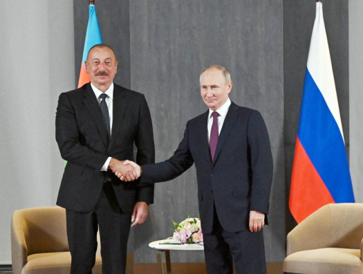 İlham Əliyev Vladimir Putini təbrik etdi
