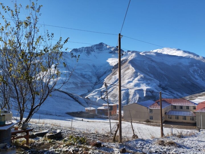 Qubanın yüksək dağlıq ərazilərinə qar yağıb