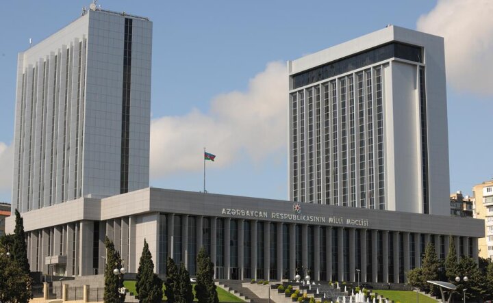 Milli Məclisin növbəti iclasının gündəliyində 22 məsələ var