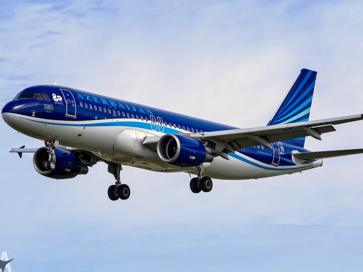 AZAL: Təxirə salınan reyslərin sərnişinləri Naxçıvana çatdırılıb -