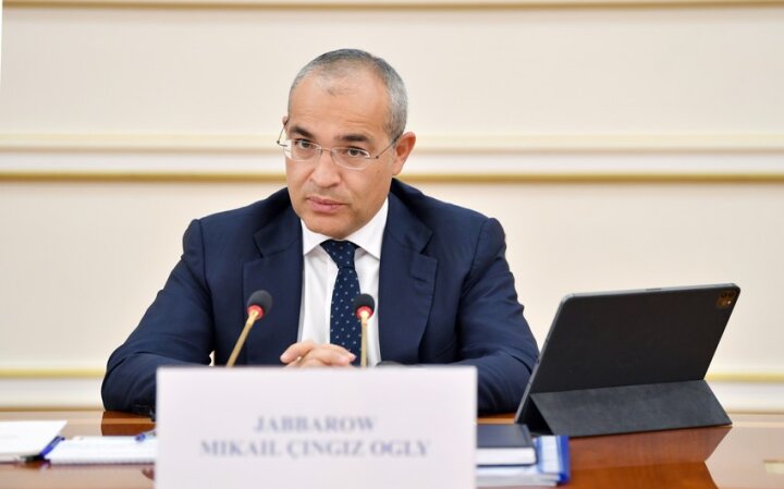 “Gömrükçülərə yeni nailiyyətlər arzulayırıq” -