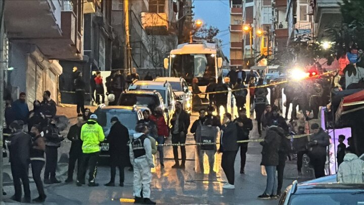 İstanbulda AKP-nin tədbirindəki silahlı insidentlə bağlı 12 nəfər saxlanılıb