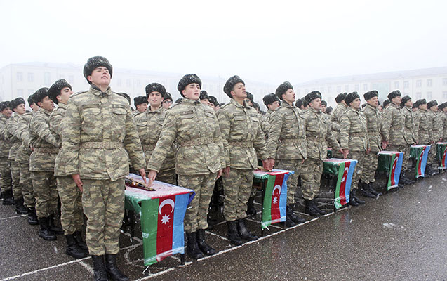 Gənc əsgərlər Vətənə sədaqət andı içdilər -
