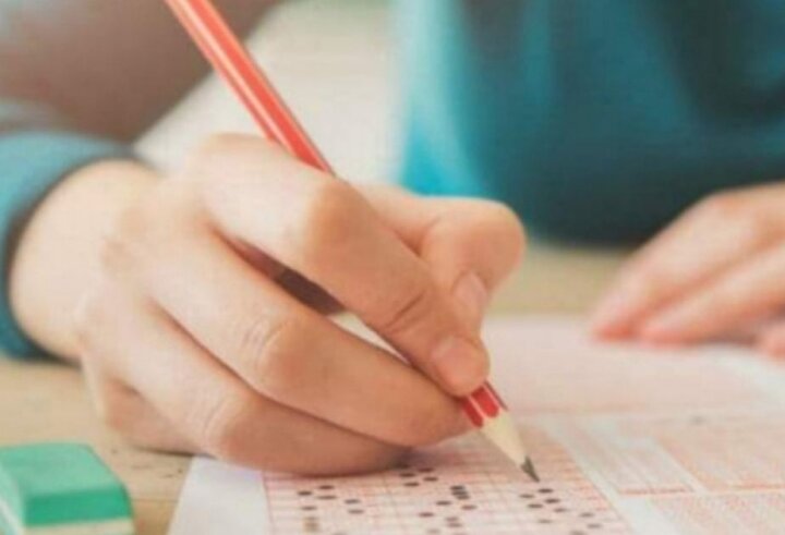 I və III qrupların altqruplarını seçənlər informatika və coğrafiyadan imtahan verəcək