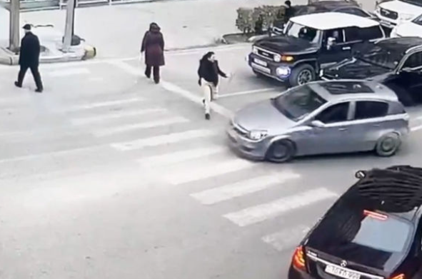 Bakıda 10-dan çox maşını əzərək qaçmaq istəyən sürücü həbs olundu