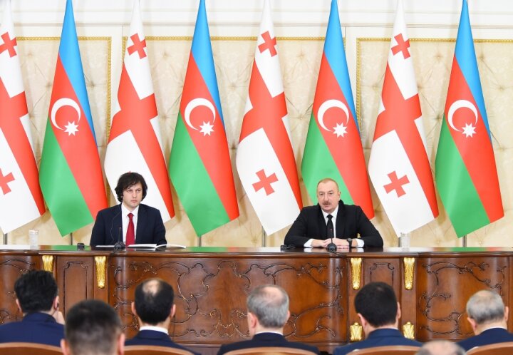 Prezident İlham Əliyev və Baş nazir İrakli Kobaxidze mətbuata bəyanatlarla çıxış ediblər