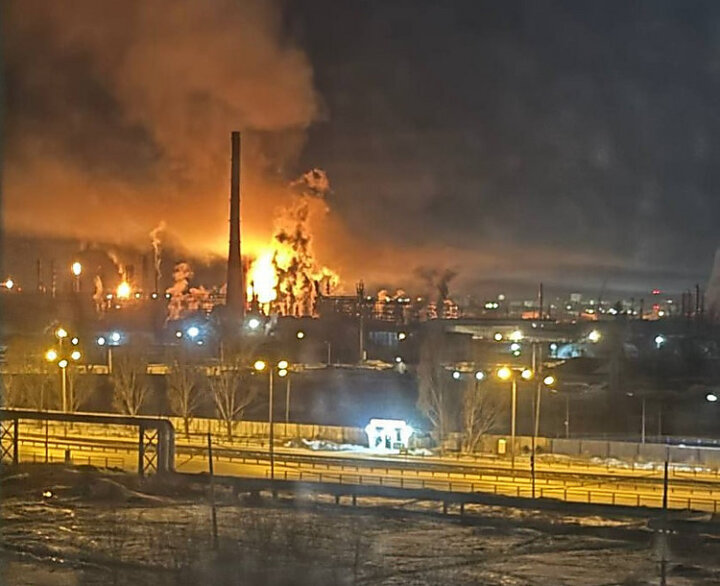Ukrayna Rusiyanın Samaradakı neft emalı zavoduna hücum etdi