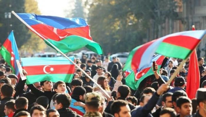 “Toplum” yox, XALQ! Müstəqil vətəndaş yox, müstəqil DÖVLƏT! -