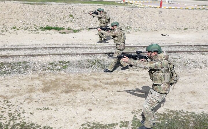 Əlahiddə Ümumqoşun Orduda növbəti komanda-qərargah təlimi keçirilib