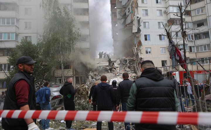 Rusiyada raketlə vurulan binada axtarış işləri başa çatıb -