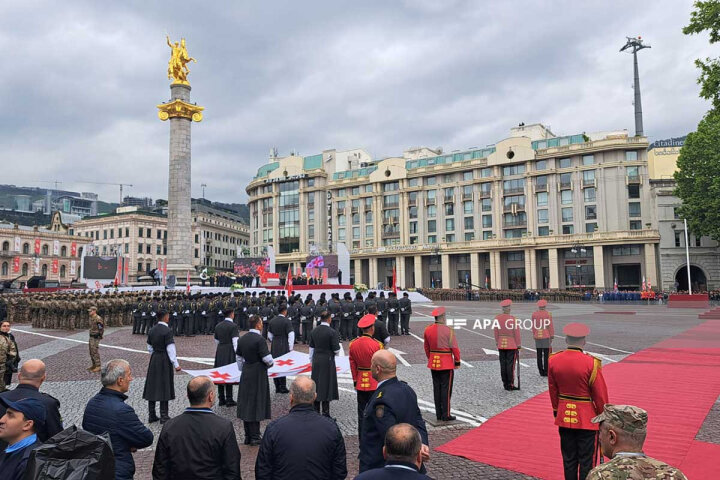 Tbilisidə hərbi parad keçirilir