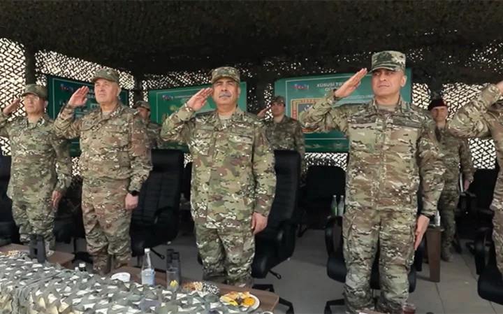 Müdafiə Nazirliyi həftəlik icmalını təqdim edib -