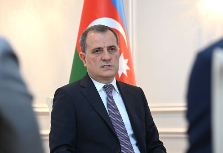 Ceyhun Bayramov İtaliya XİN başçısının müavini ilə müdafiə sahəsində əməkdaşlığı müzakirə edib