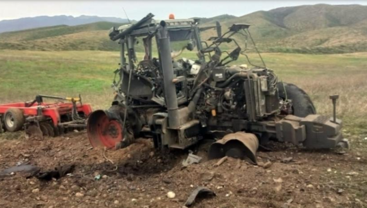 Ermənistanın Tavuş rayonunda traktor minaya düşdü