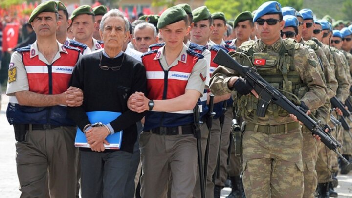 8 il ərzində Türkiyə Silahlı Qüvvələrindən 23 mindən artıq hərbçi xaric edilib