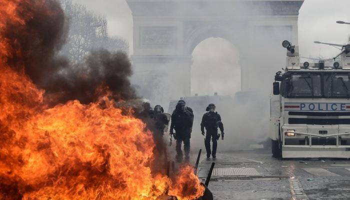 Paris parlament seçkilərindən sonra iğtişaşlara hazırlaşır