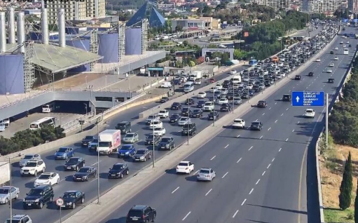 Bakının bəzi yollarında sıxlıq var