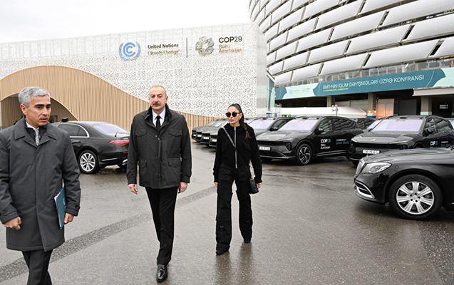 İlham Əliyev Bakı Olimpiya Stadionunun ərazisində COP29-la bağlı yaradılan şəraitlə tanış oldu