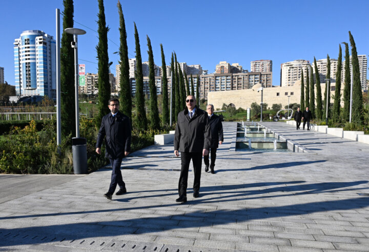 Prezident Bakıda Mərkəzi Parkın üçüncü hissəsinin açılışında iştirak edib -