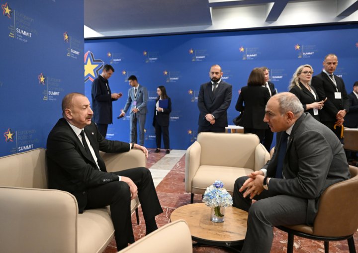 İlham Əliyevin Tiranada Nikol Paşinyanla qısa görüşü olub -