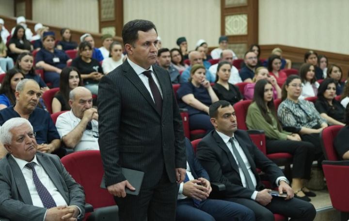 Naxçıvan Xəstəxanasına yeni direktor təyin edildi Naxçıvan Xəstəxanasına yeni direktor təyin edildi