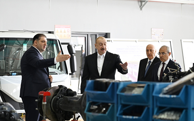 İlham Əliyev Sumqayıt Kimya Sənaye Parkında bir sıra müəssisələrin açılışını edib -