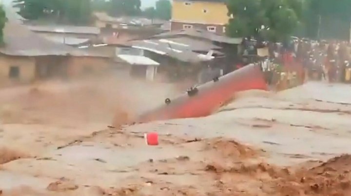 Nigeriyada sel fəlakəti: Ölənlərin sayı 150 nəfərə çatıb -