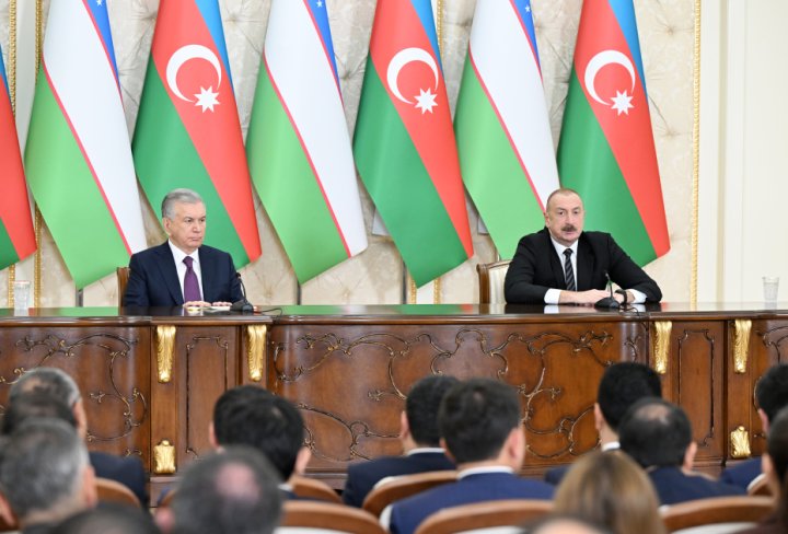 Azərbaycan və Özbəkistan liderləri mətbuata bəyanatlarla çıxış etdilər -