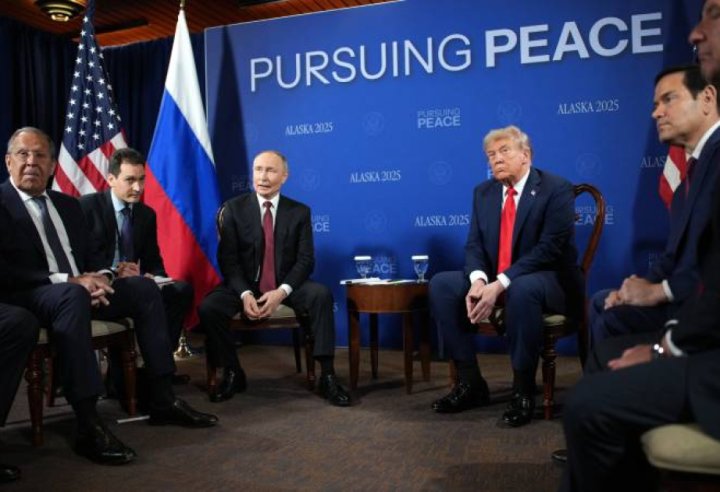 Putinlə Tramp arasında Ankoricdə görüş başlayıb -