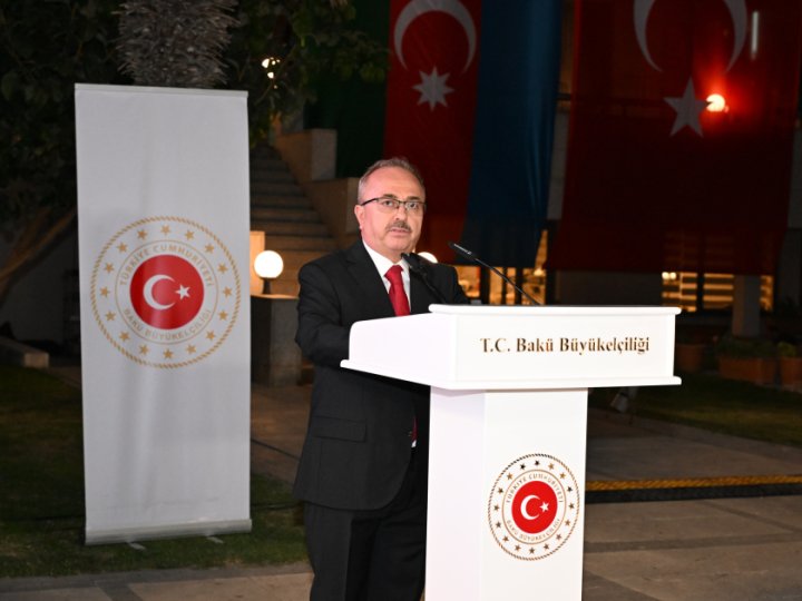 Bakıda Türkiyənin Zəfər bayramı və Silahlı Qüvvələr Günü qeyd edildi