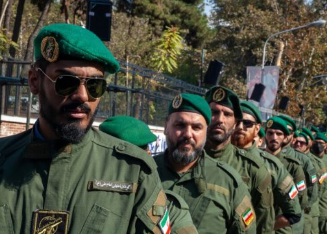 İran etirazları yatırmaq üçün