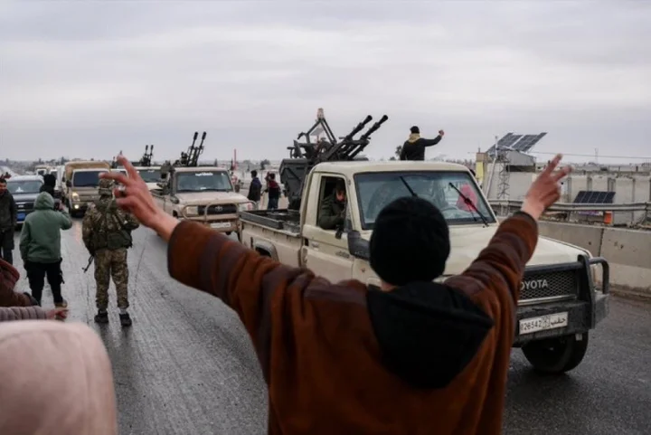 Suriya ordusu Rakka vilayətinə daxil olub -